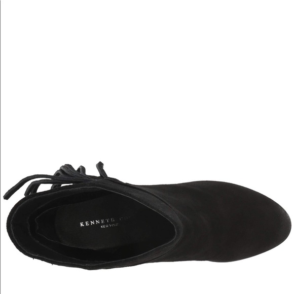 Kenneth Cole Black Alana Bootie (6.5) - Picture 2 of 8